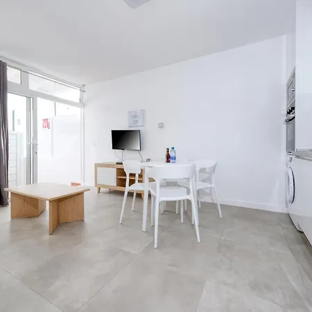 Puerto Amatista 1 - 100m To The By Lanzarote Appartement